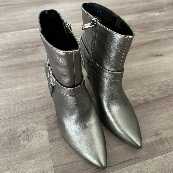 New Jessica Simpson Women’s Studded Pointed Toe Heel Ankle Boots Gray Size 8.5 - Picture 3 of 11